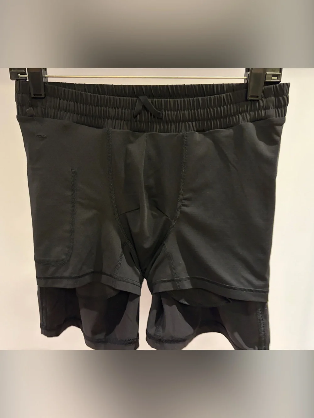 Men's Athletic Elastic-Waist Black Performance Shorts